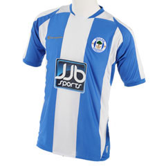 08-09 Wigan Athletic home