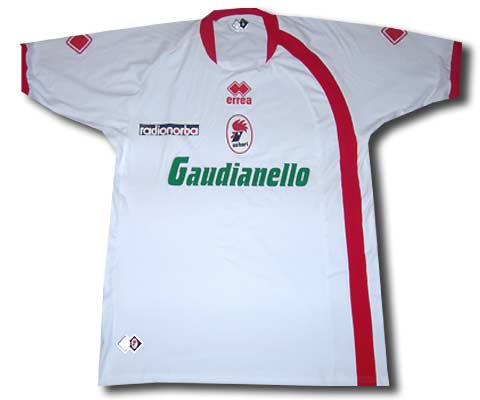 08-09 Bari home