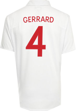 09-10 England home (Gerrard 4)