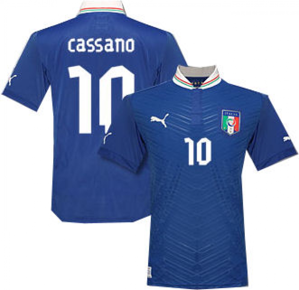2012-13 Italy Home Shirt (Cassano 10)
