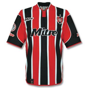 Chacarita Juniors home 2004