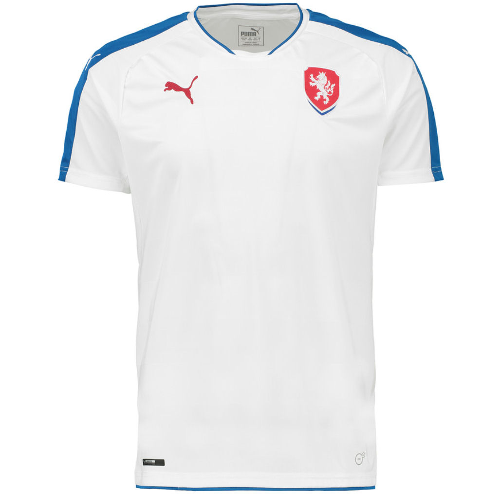 Puma football kit deals