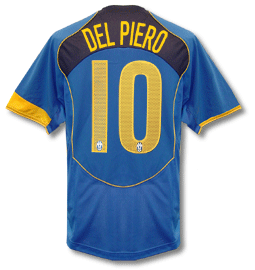 Juventus 3rd (Del Piero 10) 04-05