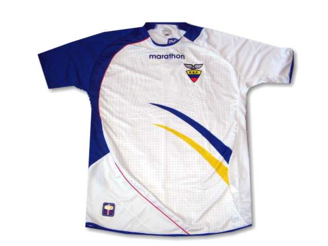 Ecuador away 06/07