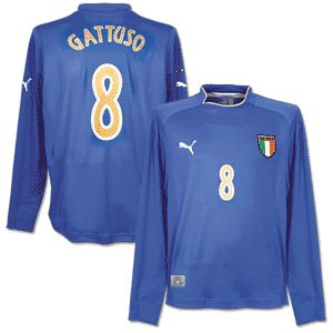 Italy home L-S (Gattuso 8) 03-04