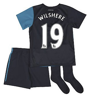 2011-12 Arsenal Away Little Boys Mini Kit (Wilshere 19)