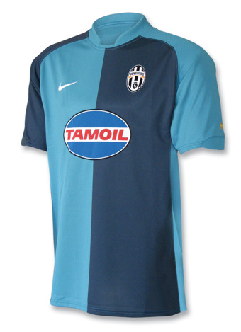 06-07 Juventus GK home