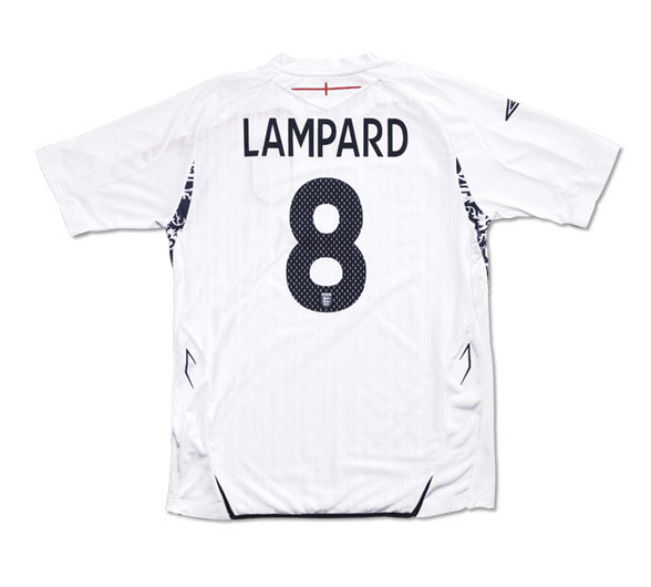 07-09 England home (Lampard 8) - Kids