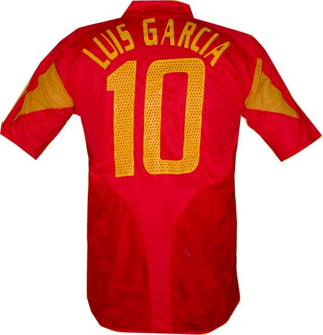 Spain home (Luis Garcia 10) 04/05