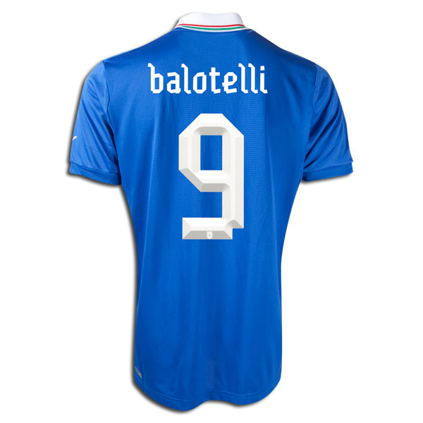 2012-13 Italy Home Shirt (Balotelli 9)