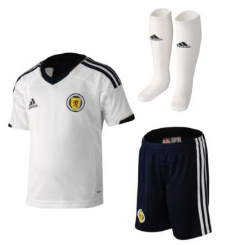 2012-13 Scotland Adidas Little Boys Away Mini Kit