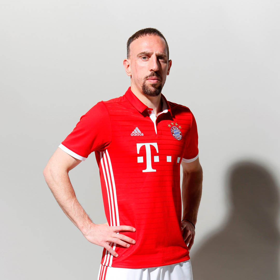 Bayern 2016-17 shirt ribery