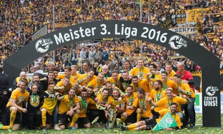 Dynamo Dresden 2016-17 Home Shirt Banner