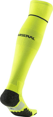 arsenal-16-17-third-kit-socks
