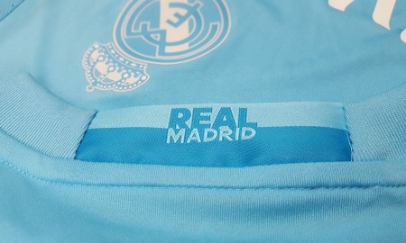 Real-Madrid-16-17-Goalkeeper-Kit-logo