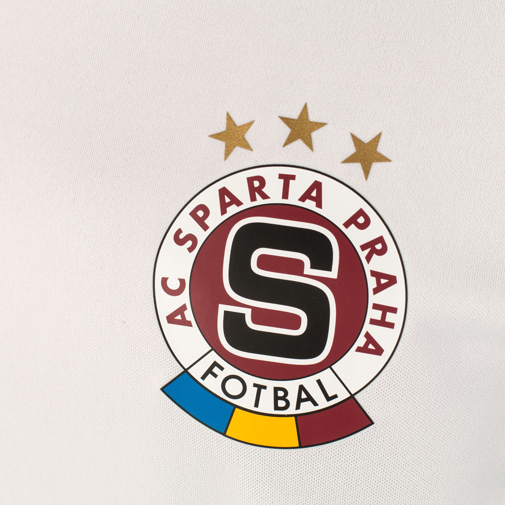 Sparta 16-18 Away Shirt front crest