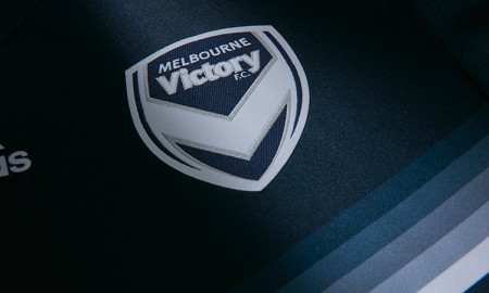 melbourne-victory-16-17-home-kit-feature