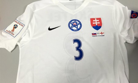 nike-slovakia-2018-world-cup-qualifiers-kit-front