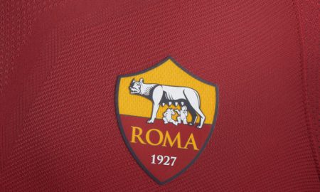 roma-2017-18-crest-home-kit