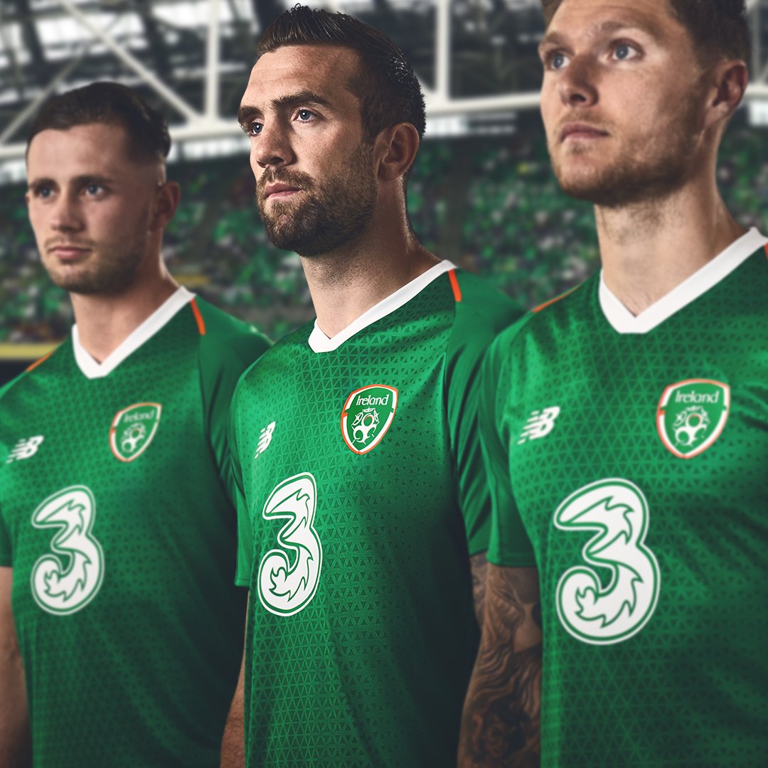 Republic of Ireland Reveal Their 2018/19 Home Kit by New Balance ليكوي مولي الرياض