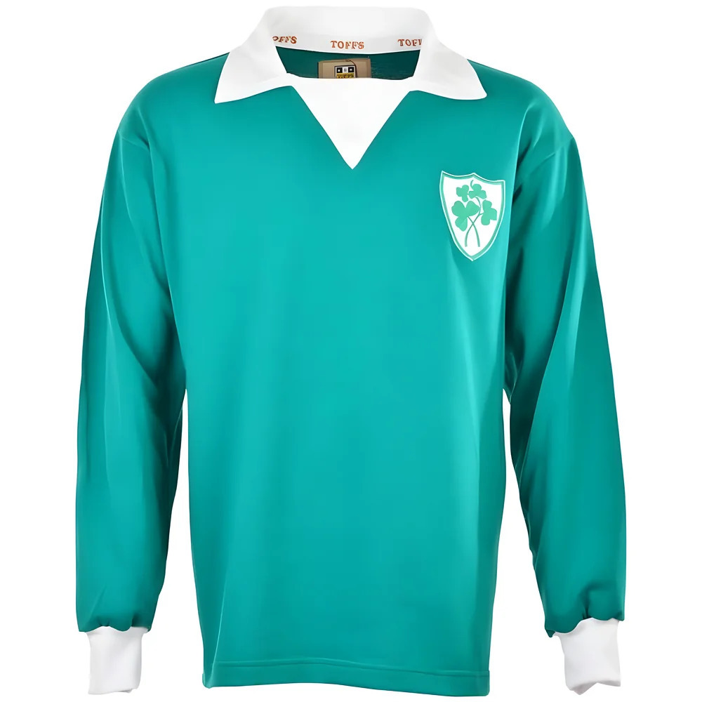 Click to view product details and reviews for Republic Of Ireland 1975 Retro Football Shirt.