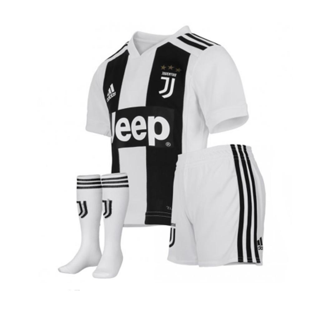 juventus jersey and shorts