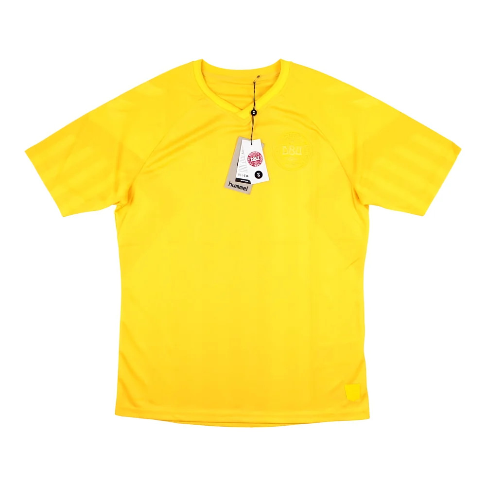 '22-'23 Denmark Away Goalkeeper Jersey (Yellow) Polyester Made By: Hummel Men's Yellow Xxl