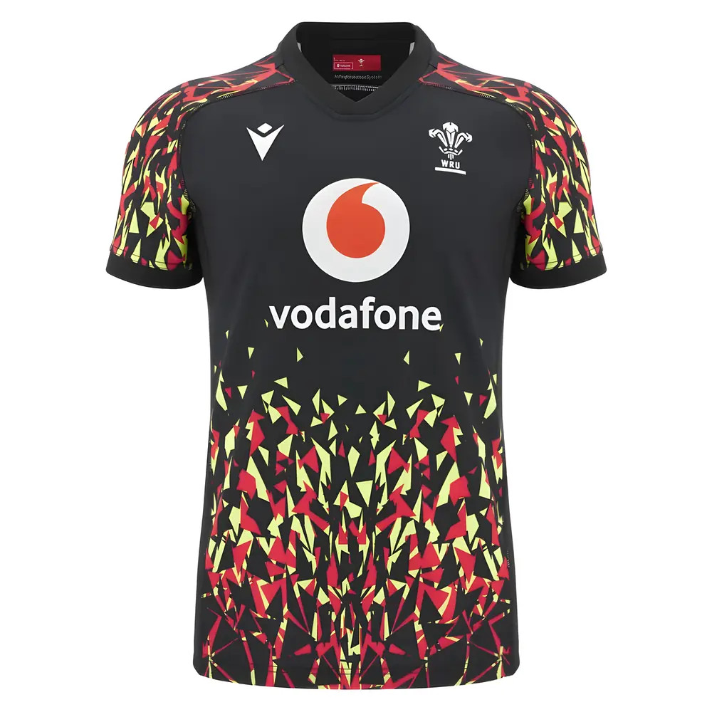 '25-'26 Wales Wru Rugby Training Jersey (Black) Polyester Azerbaijan Made By: Macron Men's Black Large