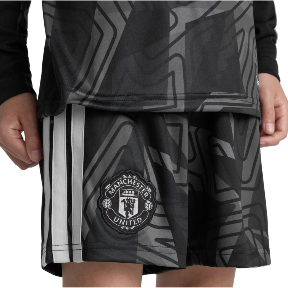 '26-'27 Man Utd Home Goalkeeper Shorts (Black) - Kids Polyester Manchester United Made By: Adidas Unisex Kids Black 22 Waist
